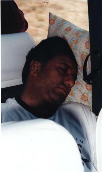 Alamdar_Bader_Sleeping.jpg (29455 bytes)