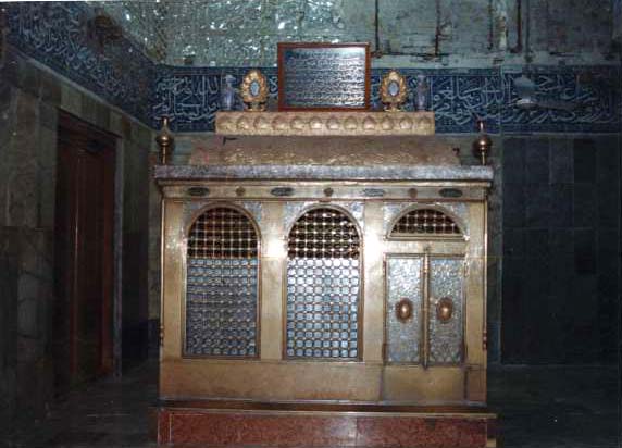 Ibrahim_inside_Imam_Hussain.jpg (37813 bytes)